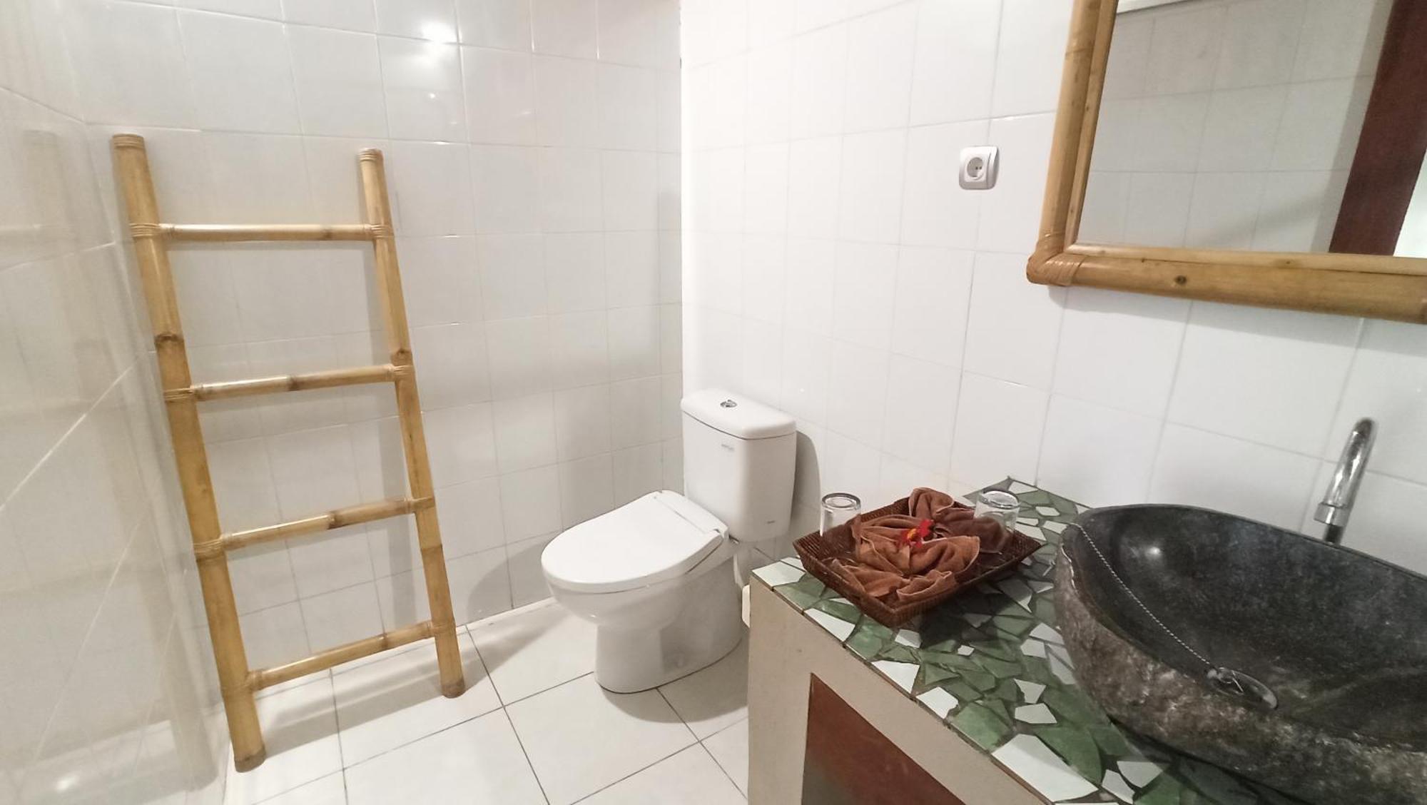 Mama Bella'S Retreat Bed & Breakfast Senggigi Phòng bức ảnh