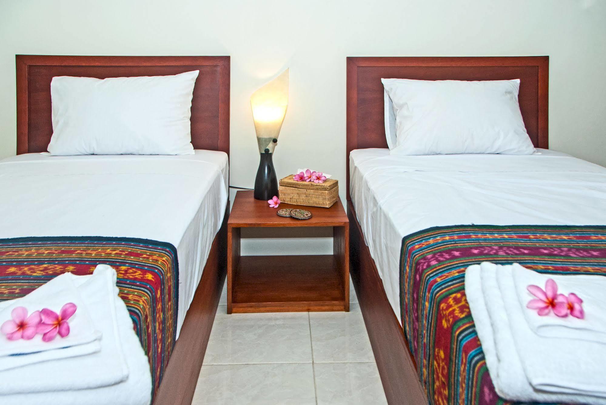 Mama Bella'S Retreat Bed & Breakfast Senggigi Ngoại thất bức ảnh