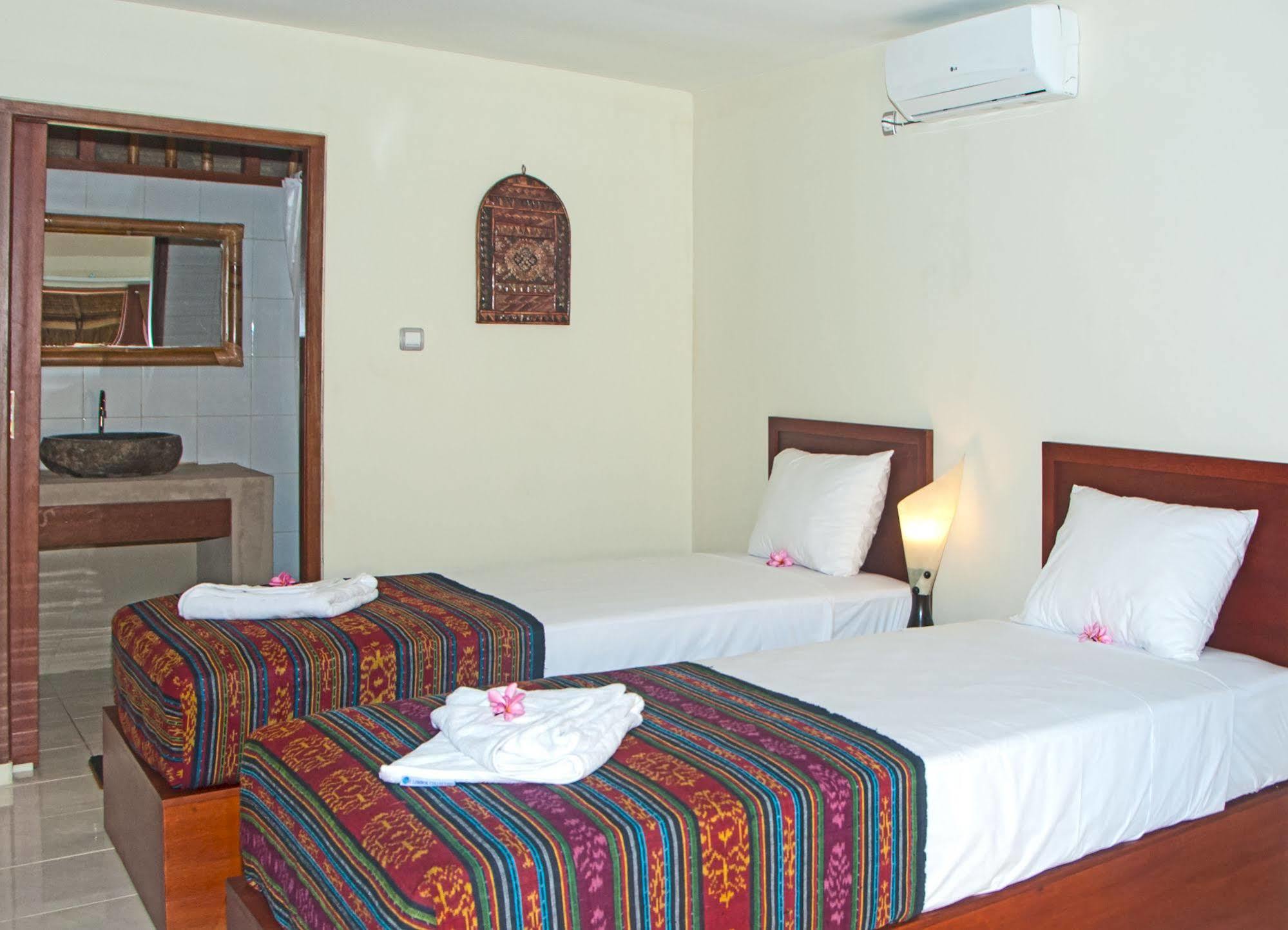 Mama Bella'S Retreat Bed & Breakfast Senggigi Ngoại thất bức ảnh