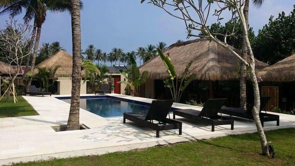Mama Bella'S Retreat Bed & Breakfast Senggigi Ngoại thất bức ảnh